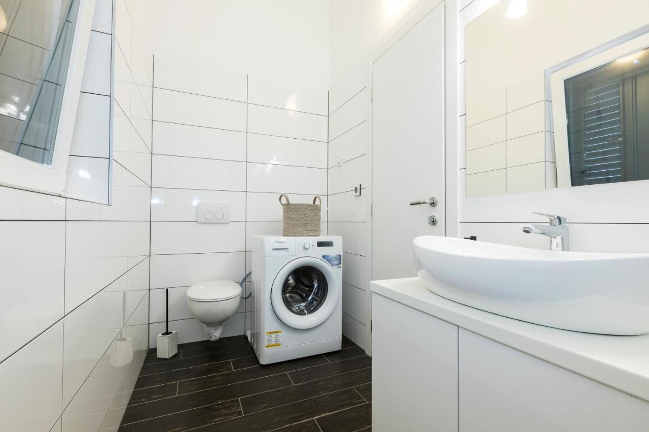 מאלי לוסיניי Valbay Residence מראה חיצוני תמונה