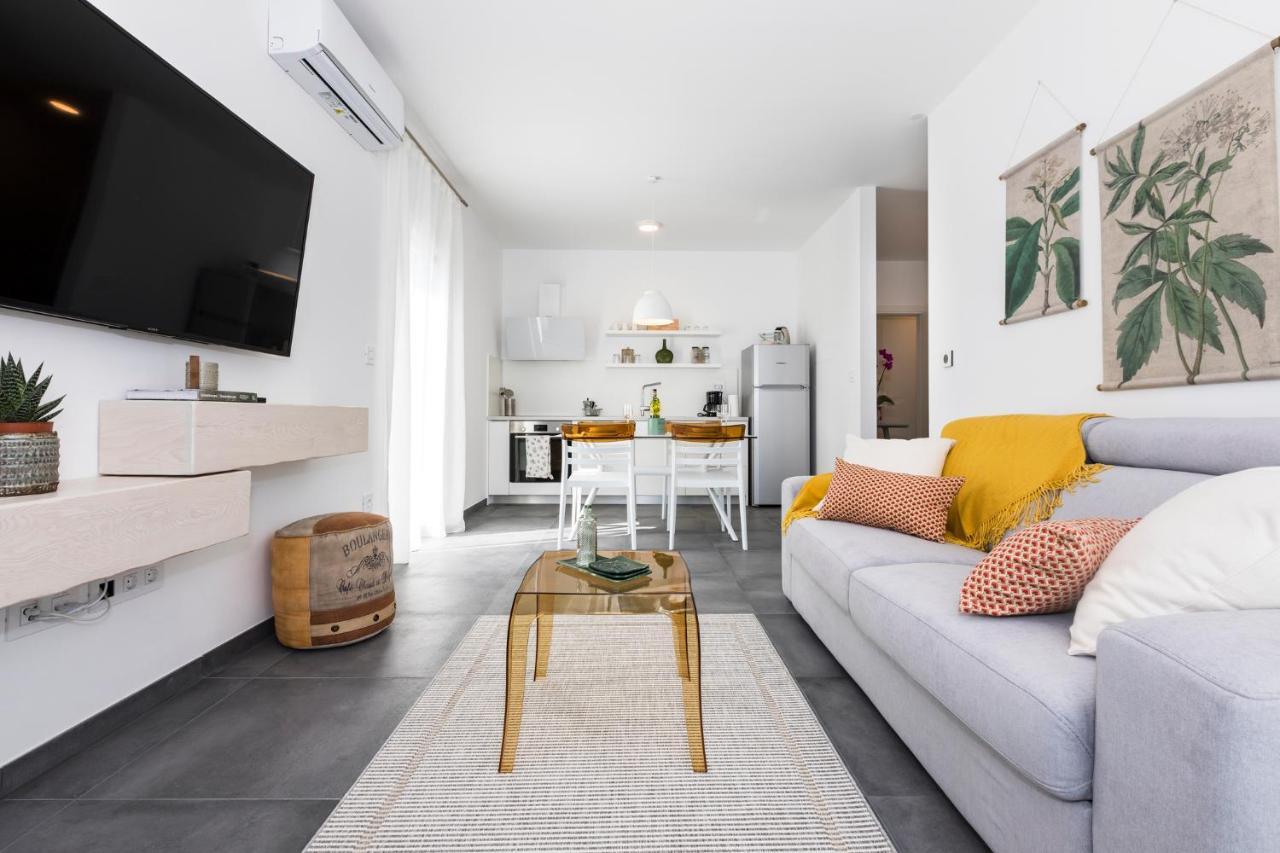 מאלי לוסיניי Valbay Residence מראה חיצוני תמונה